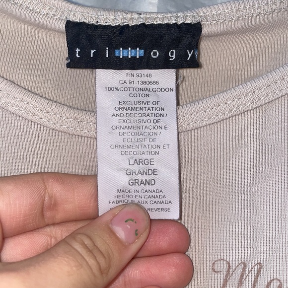 NP Graphic Tee Size: M - Picture 4 of 5